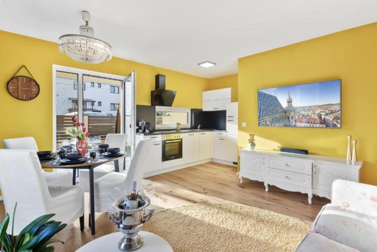 Luxury Long-Term Apartment With Garden & Whirlpool 비엔나