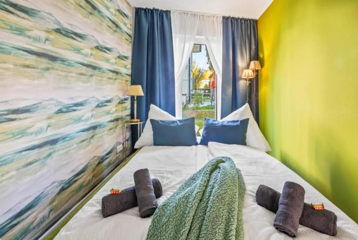 Luxury Long-Term Apartment With Garden & Whirlpool 비엔나
